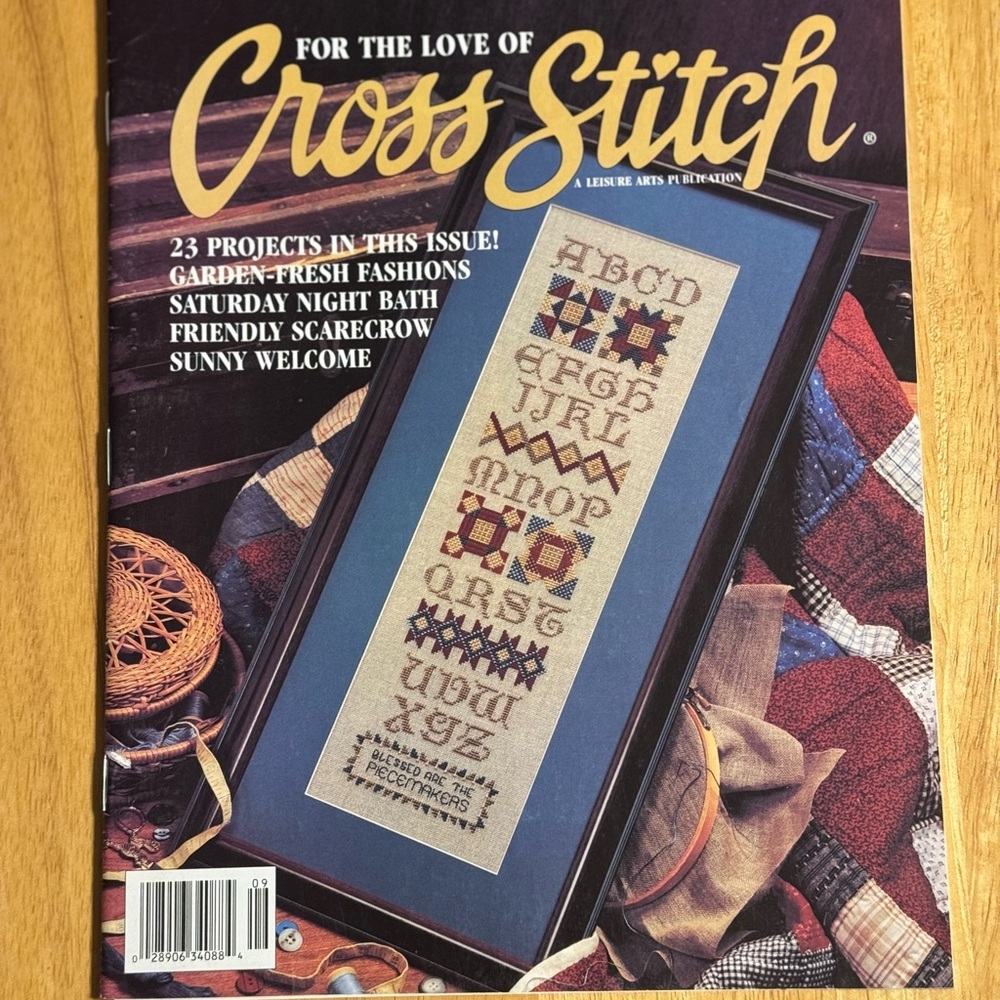 Cross‎ Stitch Magazine with Alphabet Sampler VTG Sept 1995